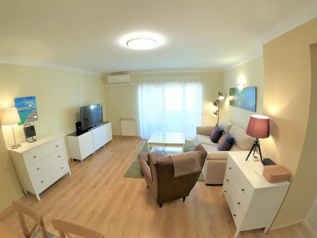 Carnaxide Modern T1 Apartment W Balcony In Carnaxide Oeiras Lisbon Ngoại thất bức ảnh