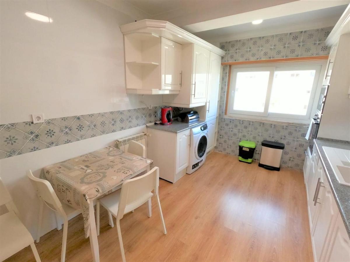 Carnaxide Modern T1 Apartment W Balcony In Carnaxide Oeiras Lisbon Ngoại thất bức ảnh